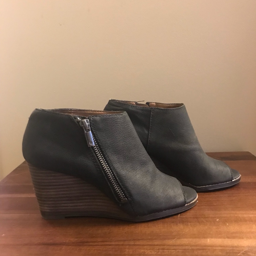 Lucky Brand leather open toed wedge bootie
